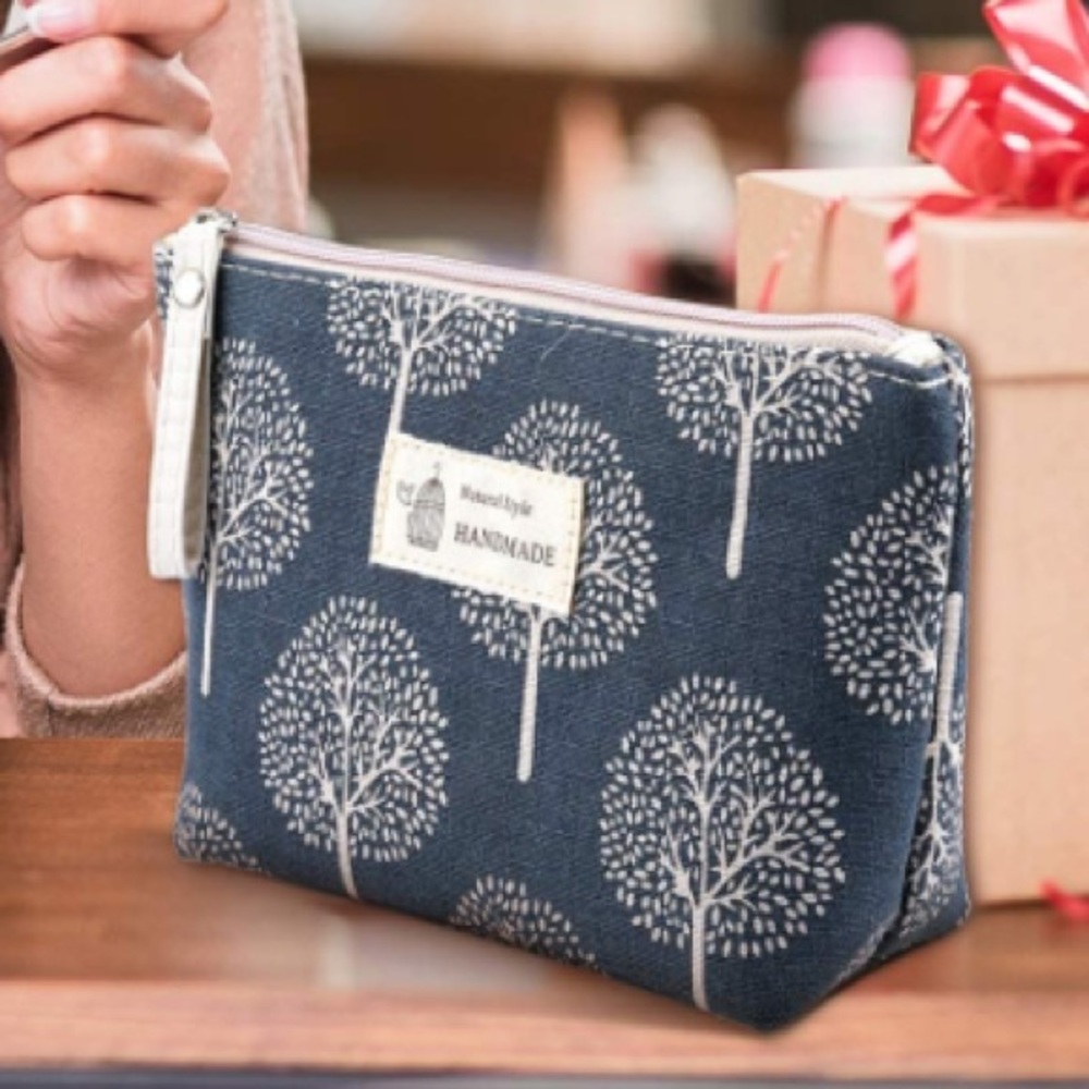 ⛄️Charcoal Tree Printed Canvas Cosmetic/Travel Bag